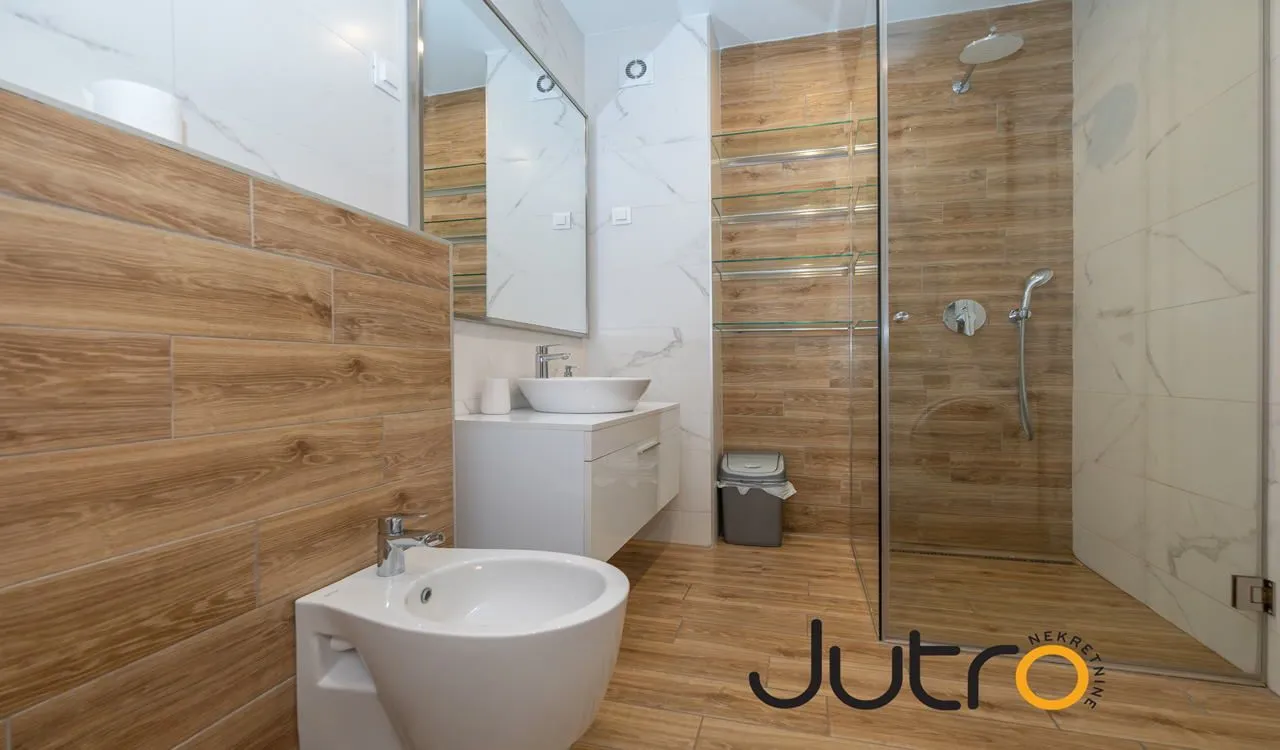 Rent, two bedroom apartment, 74m², Momišići, Podgorica
