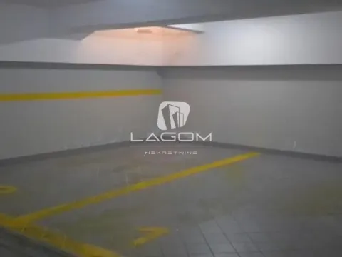 Izdavanje, stan, 203m², Vračar Hram, Vračar Sve Podlokacije - image 25