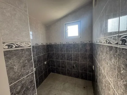 Prodaja, dvosoban stan, 80m², Bar, Crna Gora - image 9