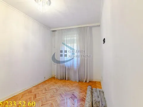 Sale, four bedroom apartment, 105m², Savski Venac, Beograd - image 13