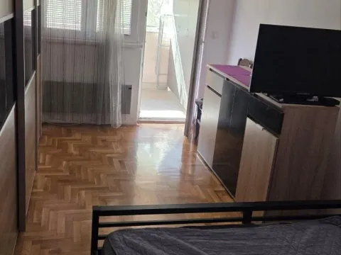 Prodaja, trosoban stan, 76m², Karaburma, Palilula Sve Podlokacije - image 6