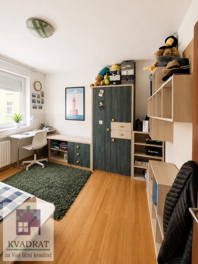 Prodaja, četvorosoban stan, 115m², Grbavica, Novi Sad Sve Podlokacije