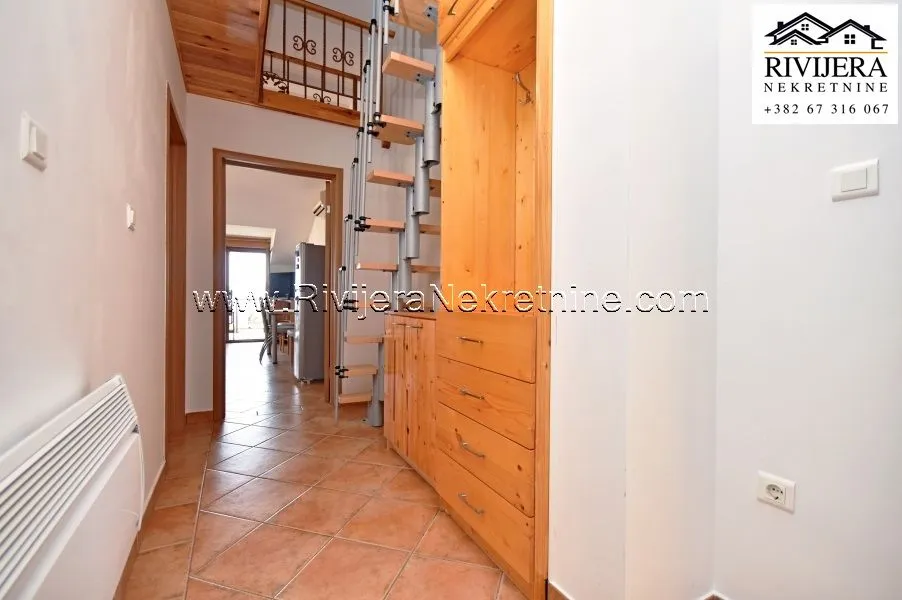 Prodaja, trosoban stan, 83m², Bijela, Herceg Novi