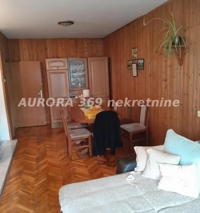 Sale, house, 240m², Veternik, Novi Sad Sve Podlokacije