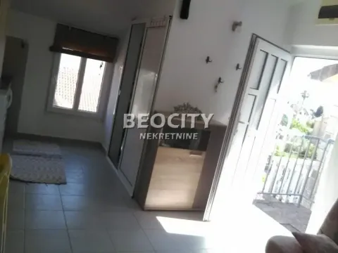 Prodaja, stan, 116m², Centar, Tivat - image 2