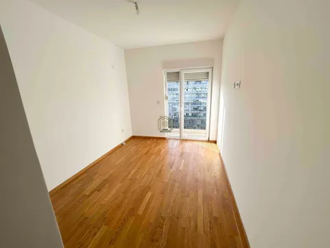 Rent, two bedroom apartment, 65m², Stari Aerodrom, Podgorica - image 15