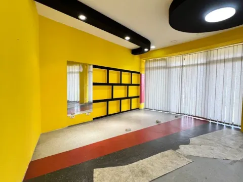 Izdavanje, poslovni prostor, 347m², Krivi Most, Podgorica - image 3