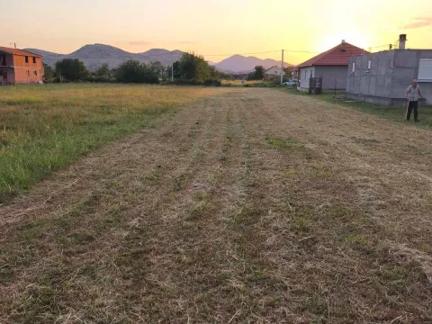 Zemljište in Zeta