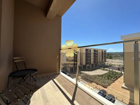 Izdavanje, jednosoban stan, 50m², City Kvart, Podgorica - image 10