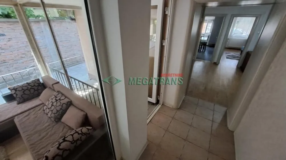 Izdavanje, kuća, 200m², Salajka, Novi Sad Sve Podlokacije