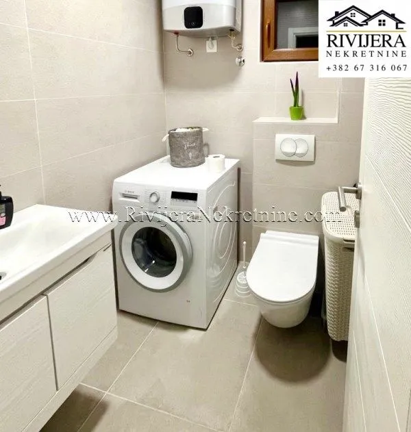 Prodaja, trosoban stan, 98m², Dobrota, Kotor