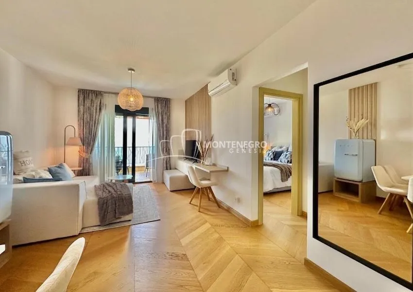 Sale, one bedroom apartment, 55m², Sveti Stefan, Budva
