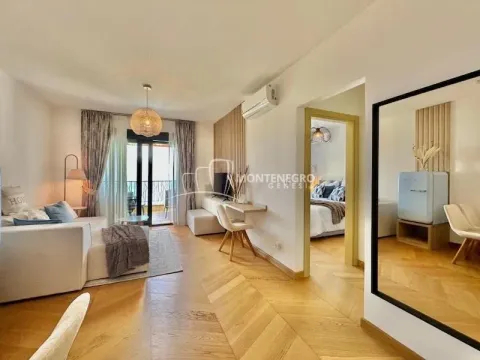 Sale, one bedroom apartment, 55m², Sveti Stefan, Budva - image 6