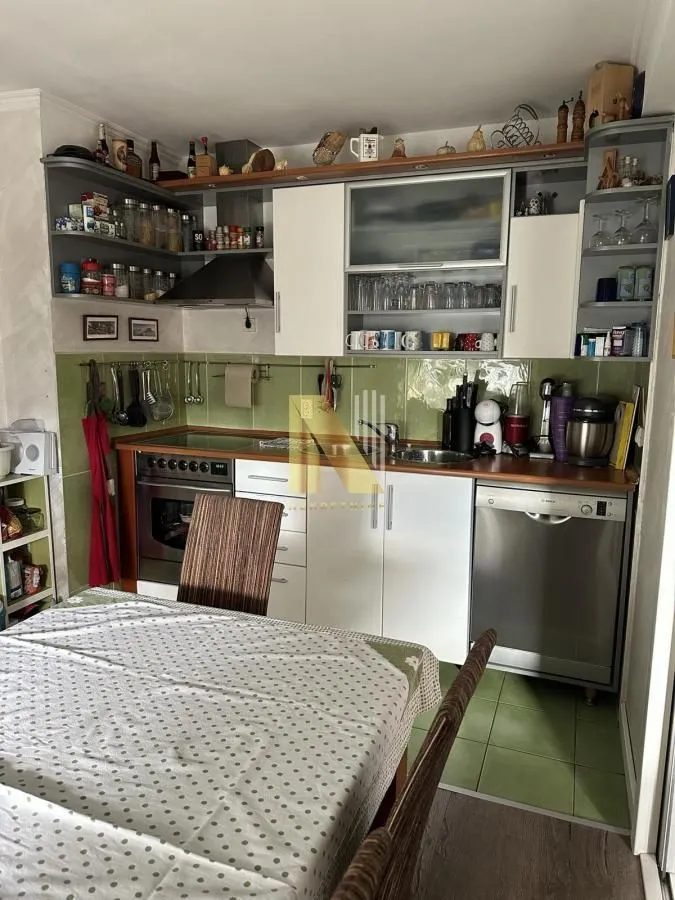 Prodaja, trosoban stan, 81m², Nova Detelinara, Novi Sad Sve Podlokacije