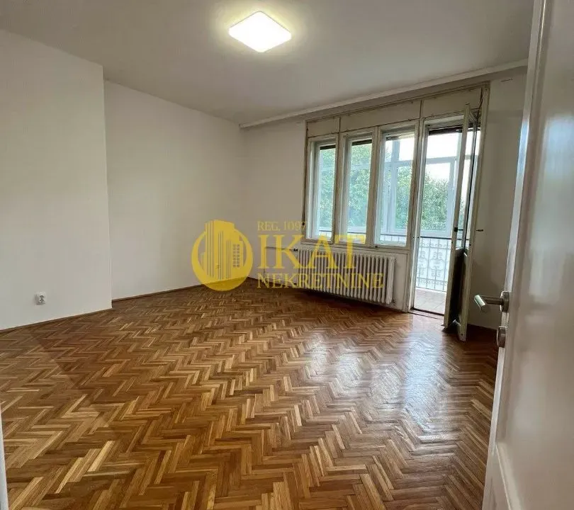 Rent, three bedroom apartment, 93m², Savski Venac, Beograd