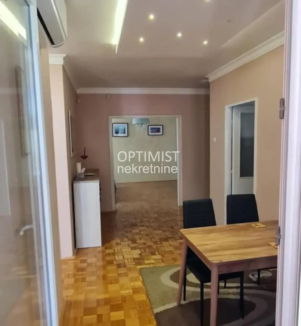 Prodaja, trosoban stan, 69m², Kumodraž 1, Kumodraž Sve Podlokacije