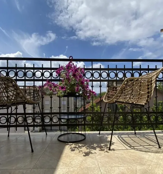 Izdavanje, jednosoban stan, 35m², Seljanovo, Tivat