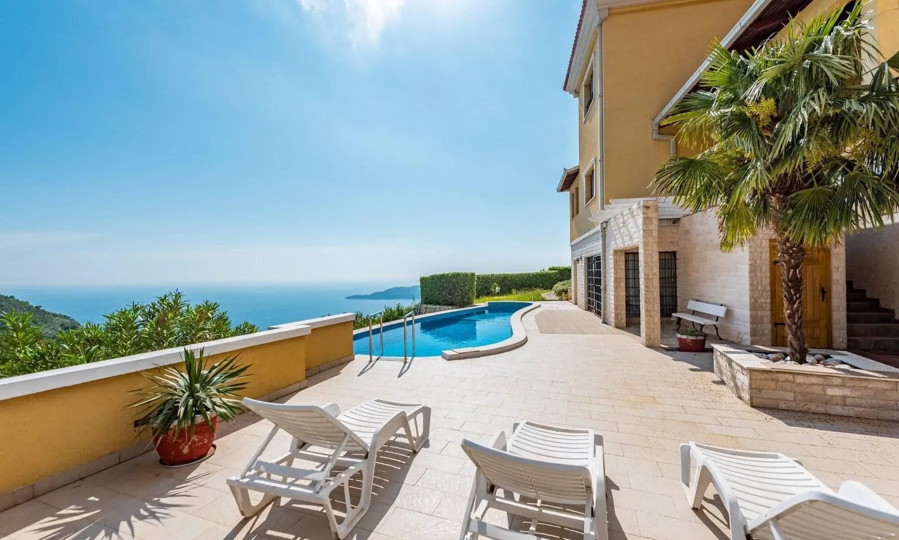 Sale, house, 650m², Kuljače, Budva