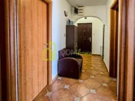 Izdavanje, dvosoban stan, 71m², Stari Aerodrom, Podgorica - image 8