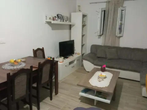 Rent, two bedroom apartment, 60m², Kavač, Kotor - image 3
