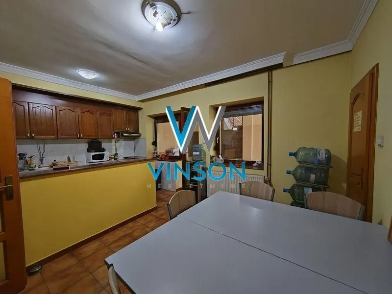 Rent, office space, 356m², Socijalno, Novi Sad Sve Podlokacije