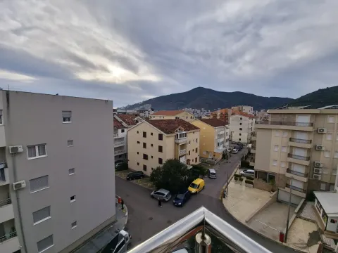 Rent, two bedroom apartment, 51m², Budva, Crna Gora - image 4