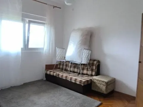 Rent, three bedroom apartment, 90m², Dumidran, Tivat - image 4