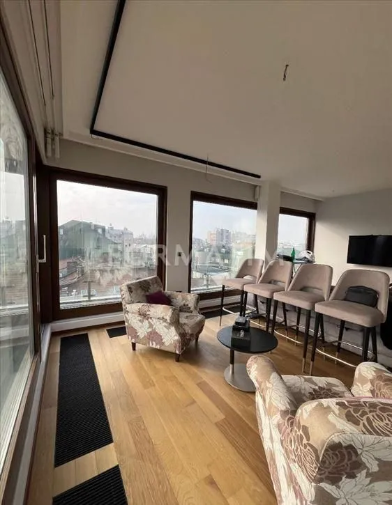 Prodaja, trosoban stan, 136m², Vračar Centar, Vračar Sve Podlokacije