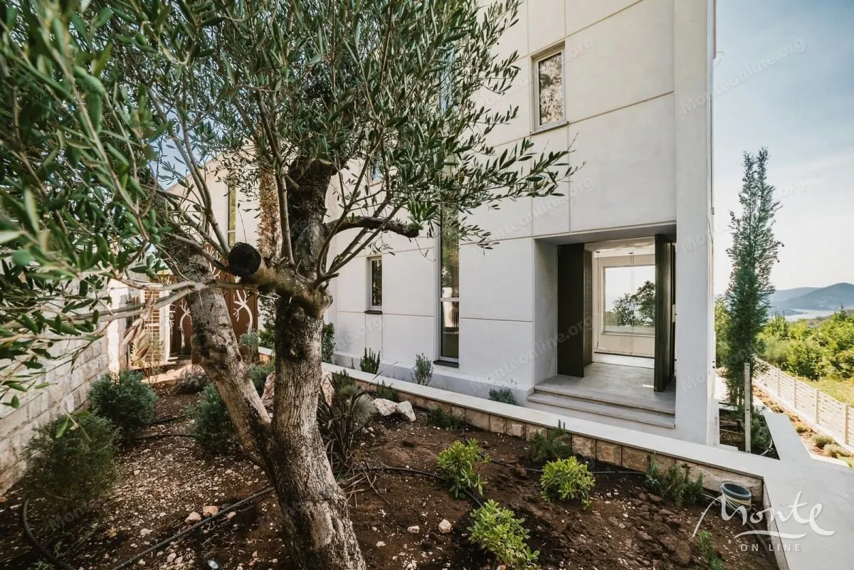 Sale, house, 227m², Tudorovići, Budva