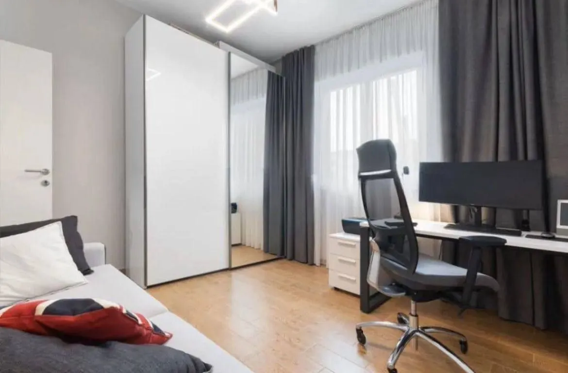 Prodaja, dvosoban stan, 81m², Bečići, Budva