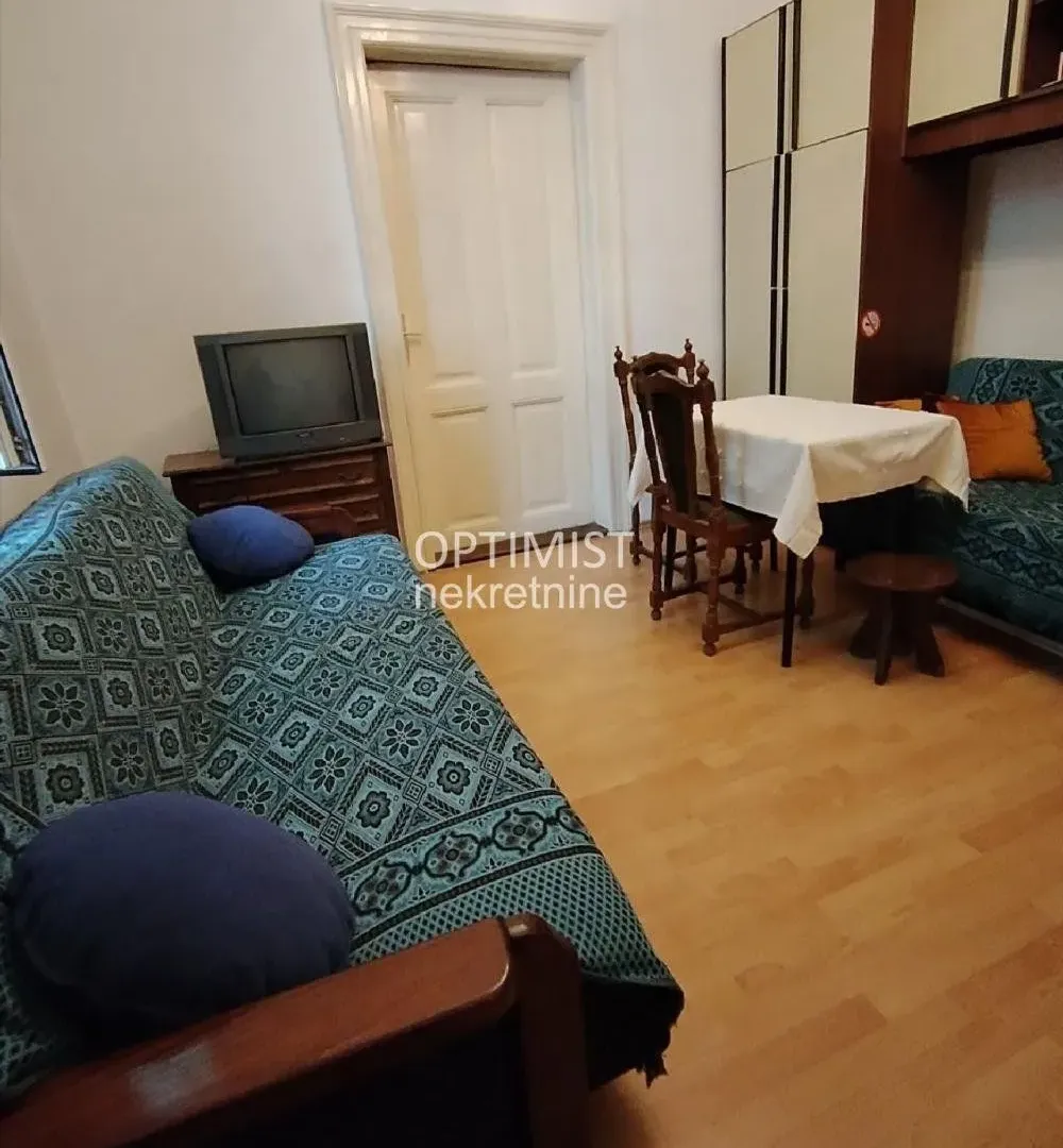 Sale, three bedroom apartment, 61m², Skadarlija, Beograd