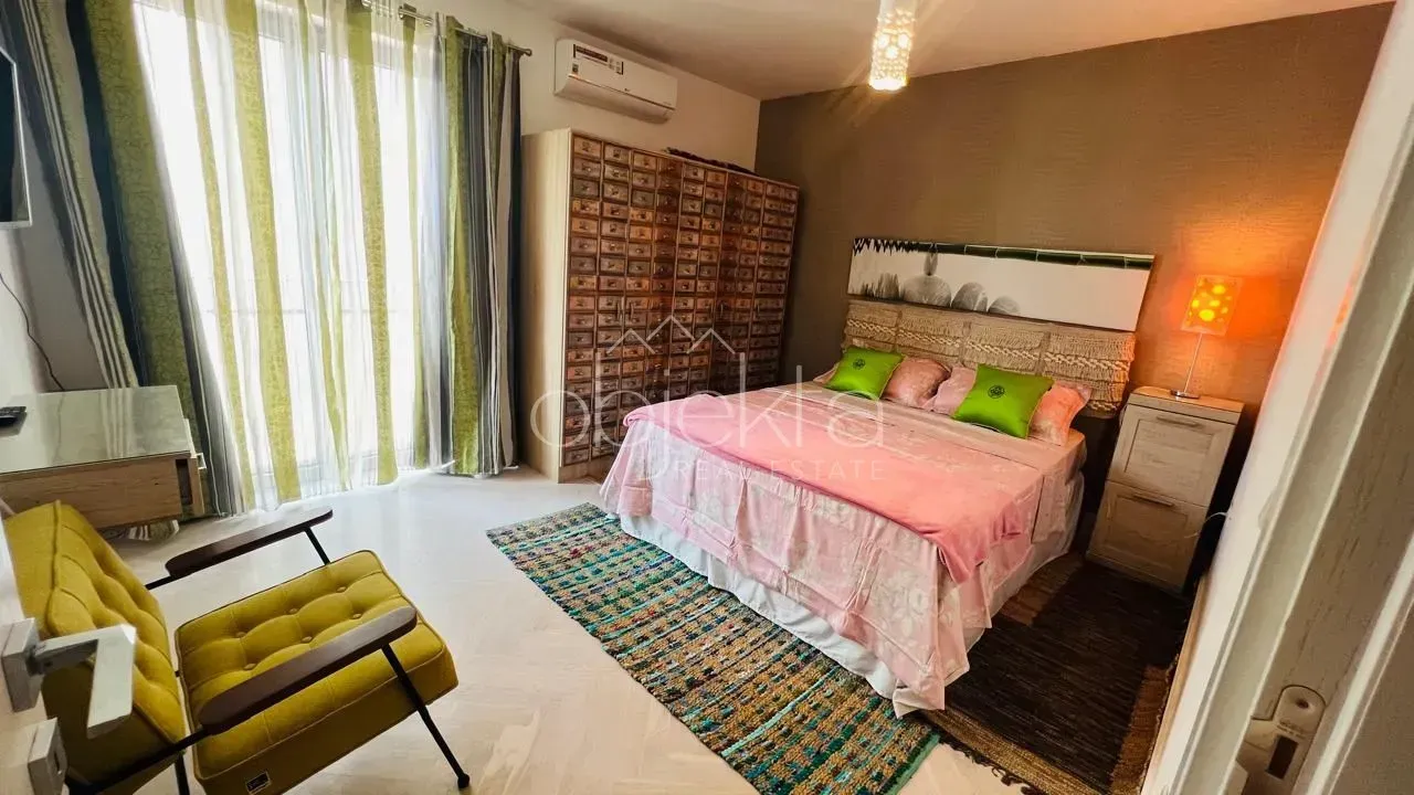 Sale, apartment, 120m², Kotor, Crna Gora
