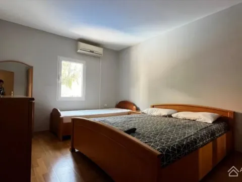 Sale, two bedroom apartment, 84m², Petrovac, Budva - image 6