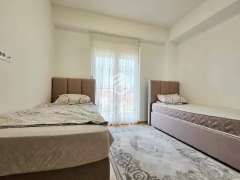 Sale, two bedroom apartment, 76m², Stari Aerodrom, Podgorica - image 9
