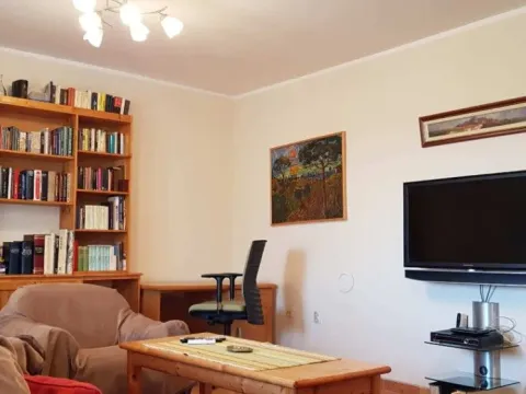 Prodaja, dvosoban stan, 80m², Stari Aerodrom, Podgorica - image 7