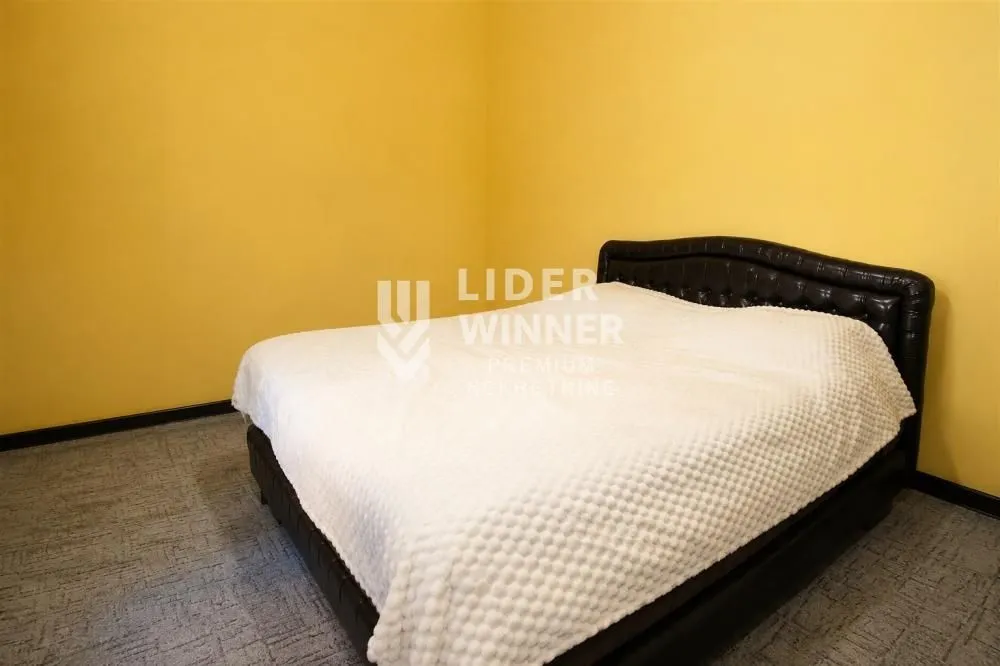 Prodaja, četvorosoban stan, 110m², Klinički Centar, Beograd