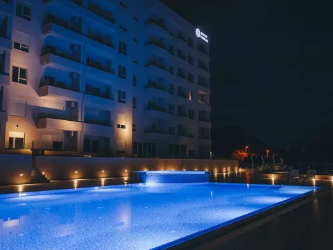 Daily-rent, one bedroom apartment, 36m², Bečići, Budva - image 18