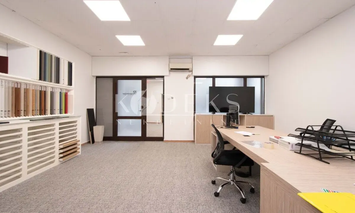 Izdavanje, poslovni prostor, 39m², Zabjelo, Podgorica