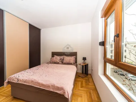 Rent, two bedroom apartment, 65m², City Kvart, Podgorica - image 8