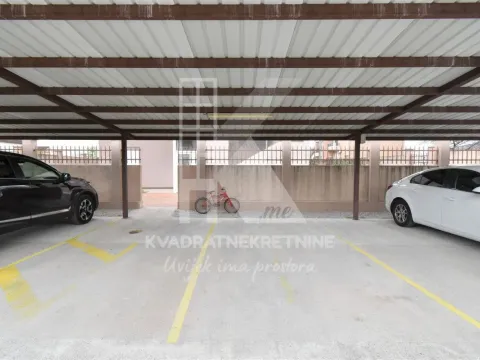 Sale, five bedroom apartment, 142m², Dalmatinska ulica, Podgorica - image 28