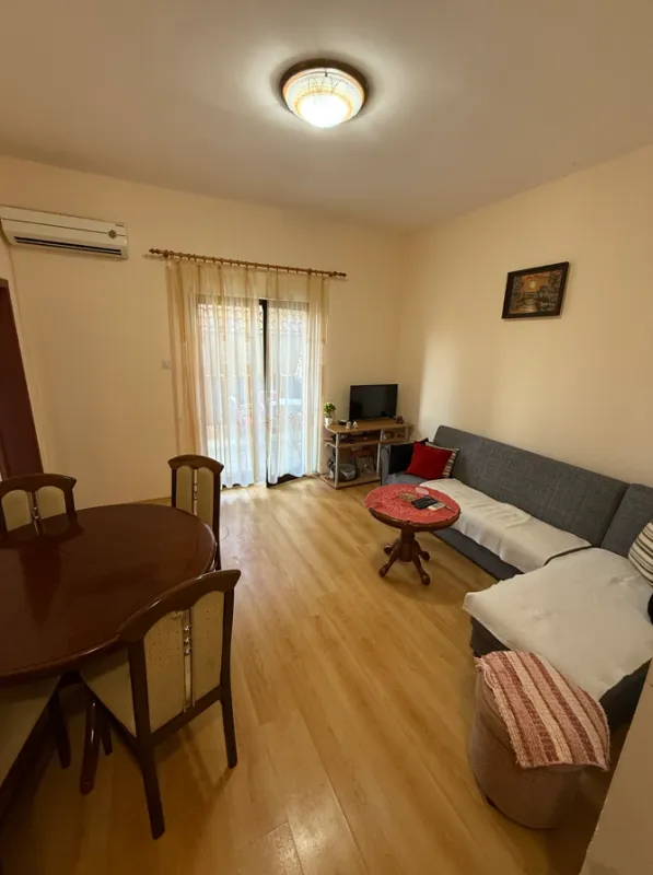 Prodaja, dvosoban stan, 59m², Baošići, Herceg Novi