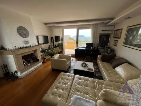 Sale, three bedroom apartment, 95m², Lazi, Budva - image 2