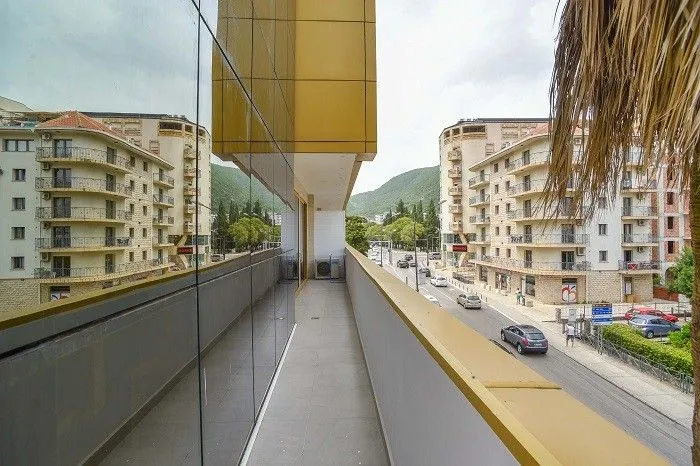 Rent, two bedroom apartment, 89m², Centar, Budva