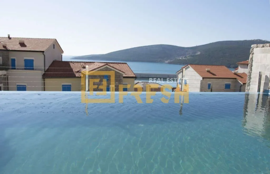 Prodaja, kuća, 253m², Tivat, Crna Gora