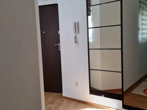 Izdavanje, trosoban stan, 60m², Dorćol Sve Podlokacije, Beograd - image 9