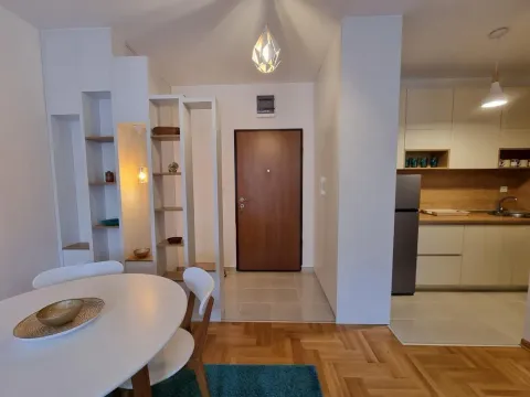 Izdavanje, jednosoban stan, 54m², Budva, Crna Gora - image 3