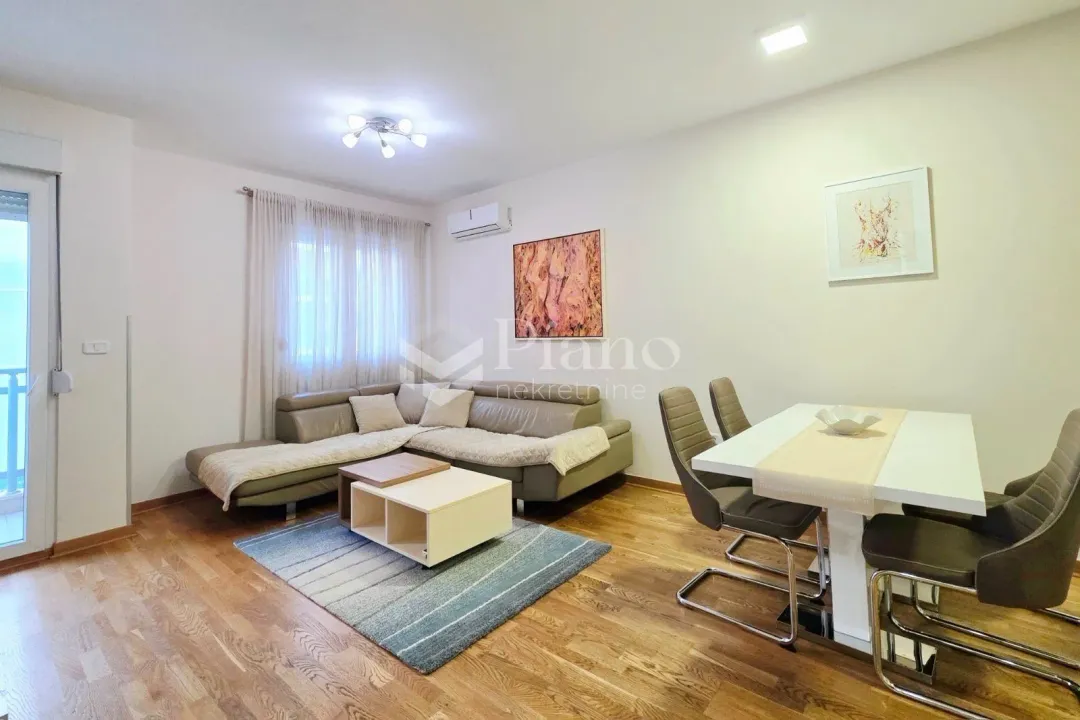 Rent, two bedroom apartment, 65m², City Kvart, Podgorica