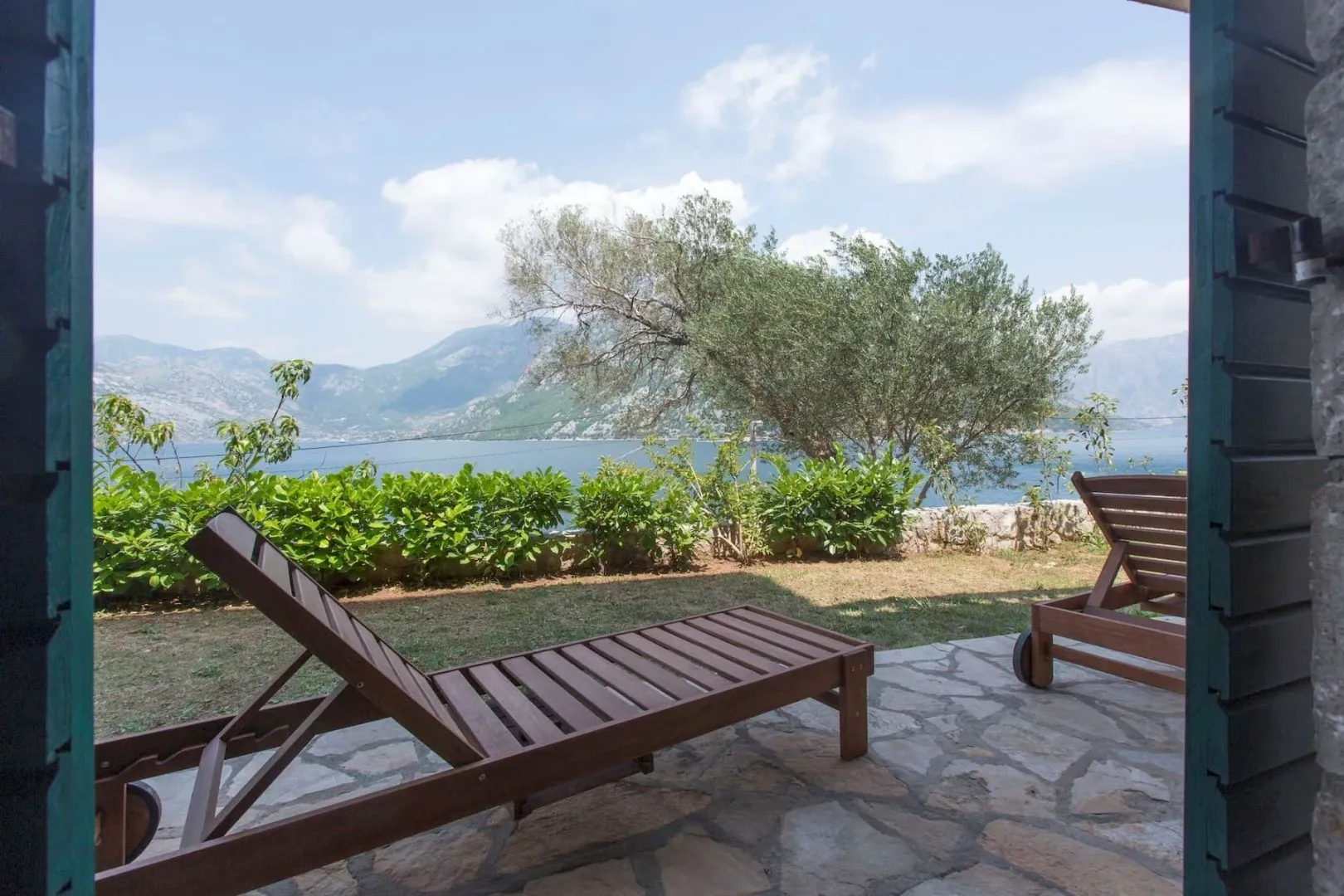 Prodaja, kuća, 235m², Kostanjica, Kotor
