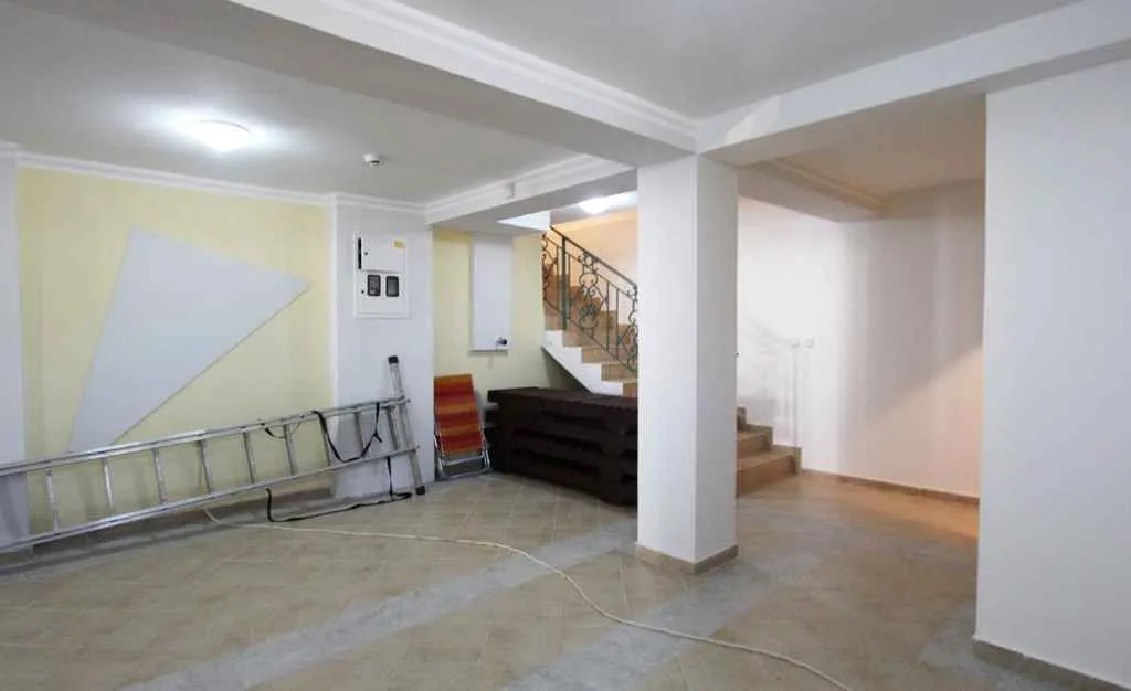 Prodaja, kuća, 466m², Petrovac, Budva