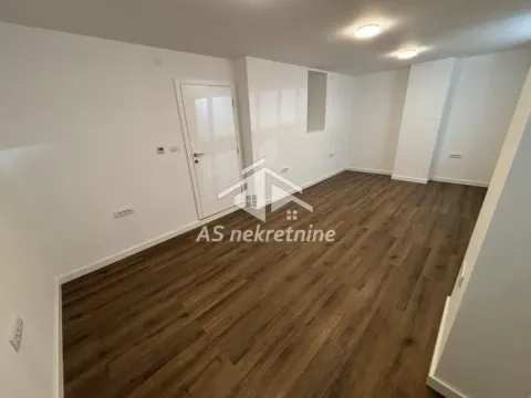 Izdavanje, dvosoban stan, 55m², Stari Grad, Beograd - image 15